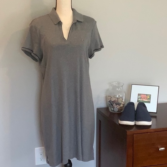 2 Tommy Hilfiger cotton collared dresses. Size XL - Picture 4 of 5